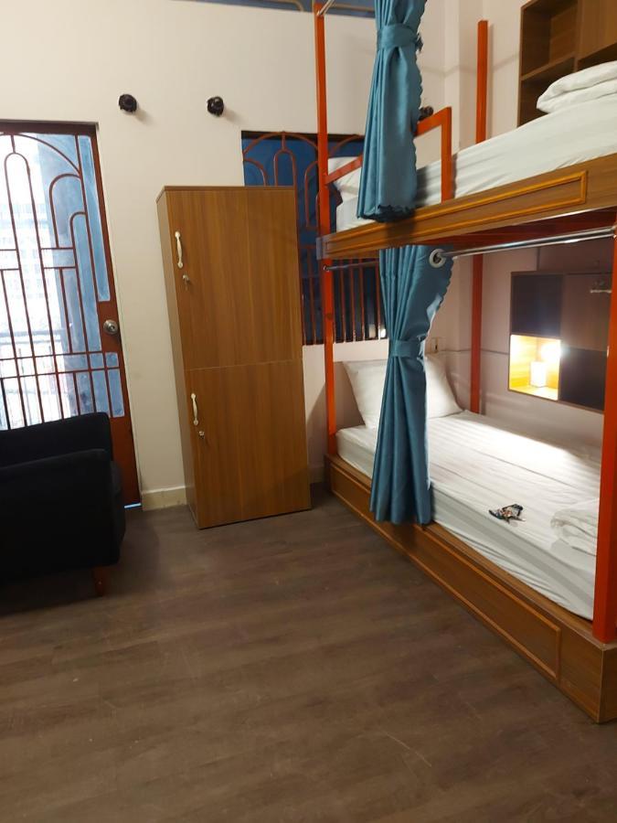 Saigon Rooftops Hostel โฮจิมินห์ซิตี้ ภายนอก รูปภาพ