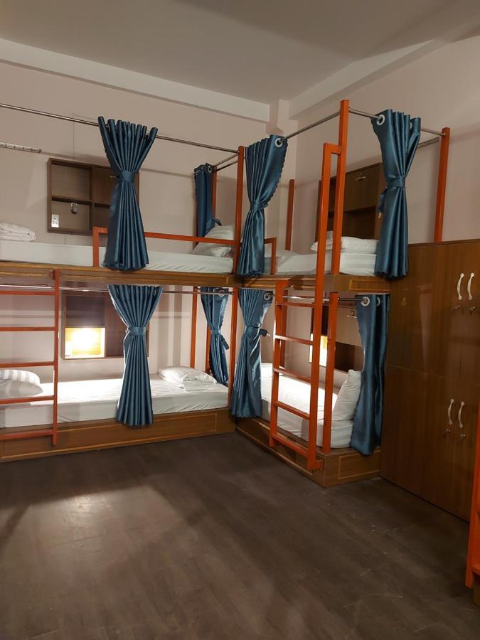Saigon Rooftops Hostel โฮจิมินห์ซิตี้ ภายนอก รูปภาพ