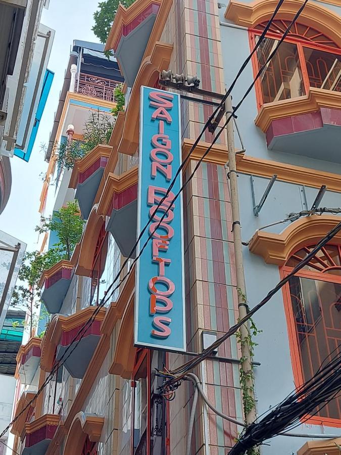 Saigon Rooftops Hostel โฮจิมินห์ซิตี้ ภายนอก รูปภาพ