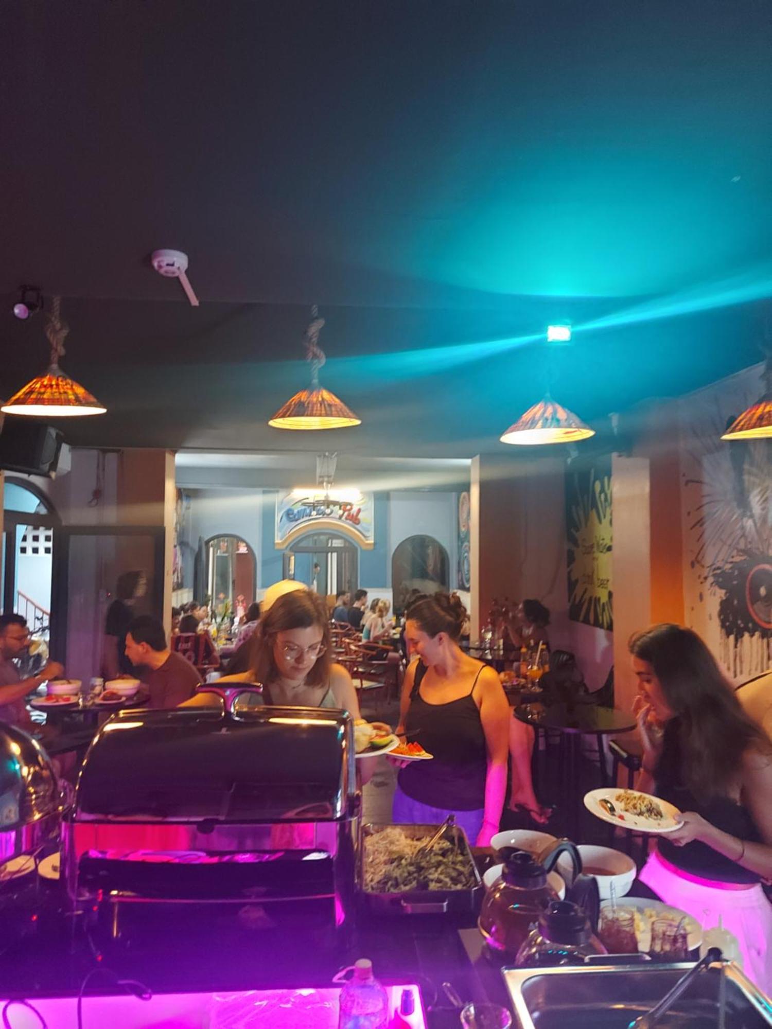 Saigon Rooftops Hostel โฮจิมินห์ซิตี้ ภายนอก รูปภาพ