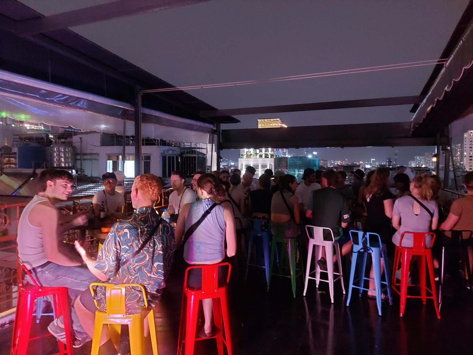 Saigon Rooftops Hostel โฮจิมินห์ซิตี้ ภายนอก รูปภาพ