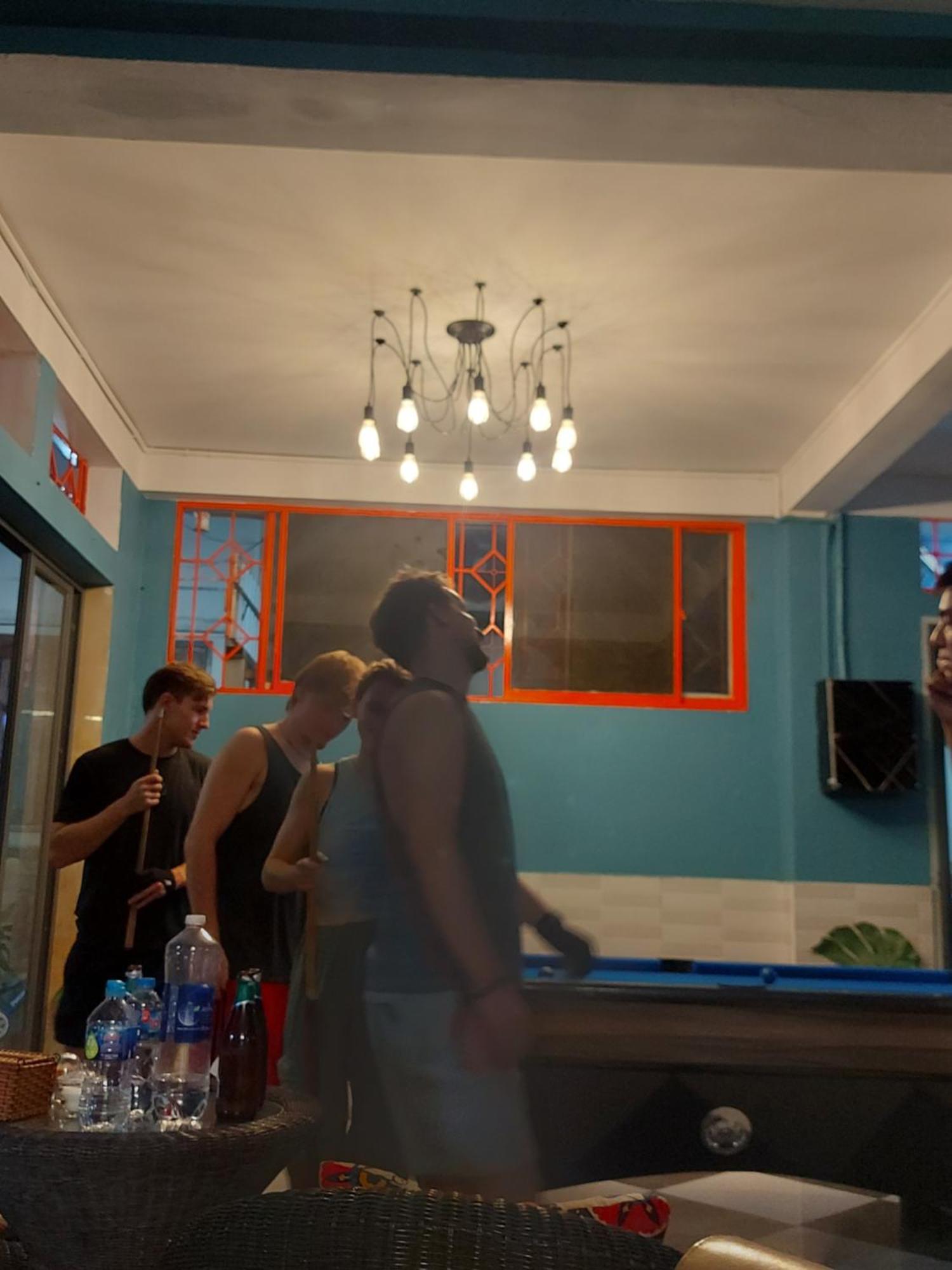 Saigon Rooftops Hostel โฮจิมินห์ซิตี้ ภายนอก รูปภาพ