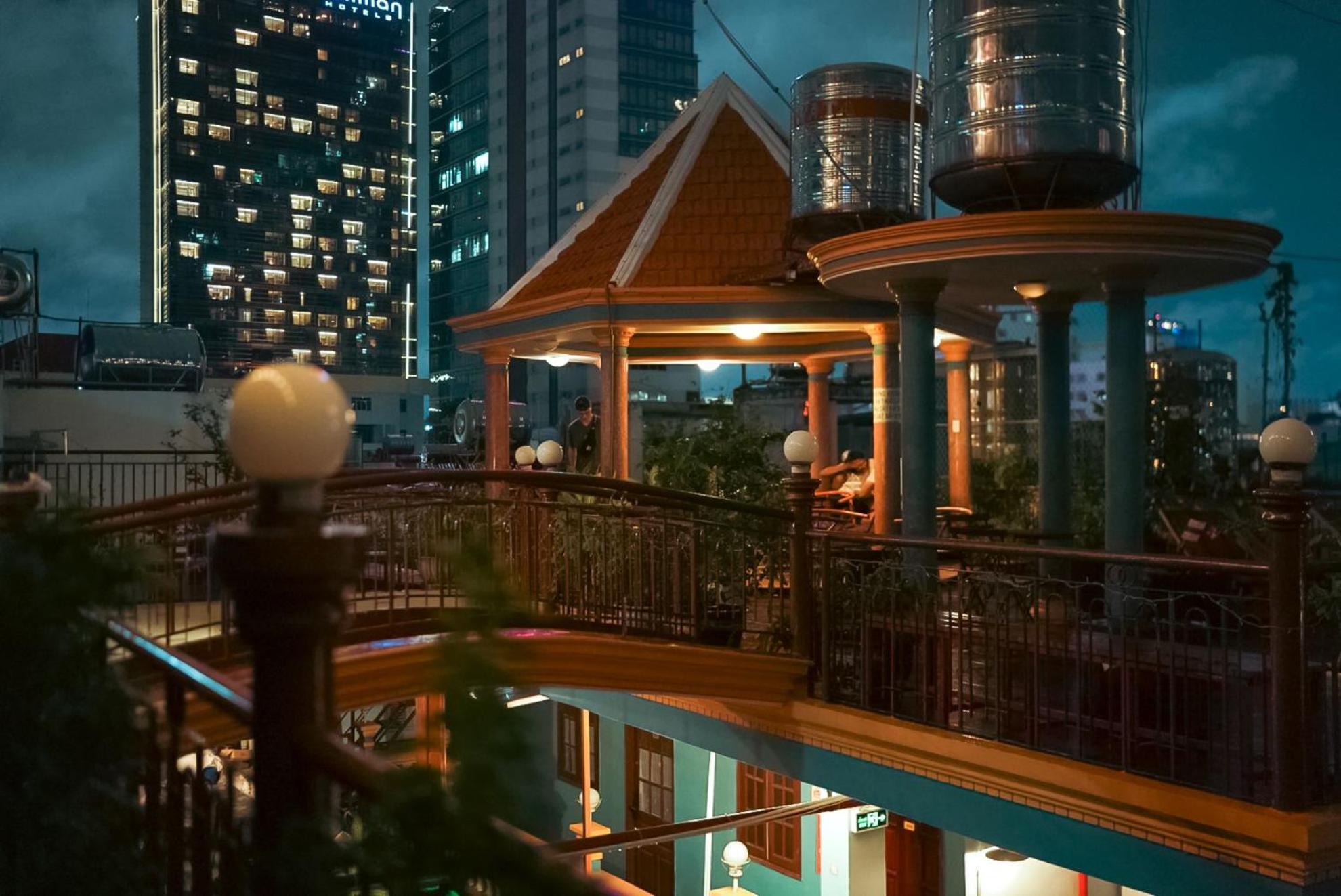 Saigon Rooftops Hostel โฮจิมินห์ซิตี้ ภายนอก รูปภาพ